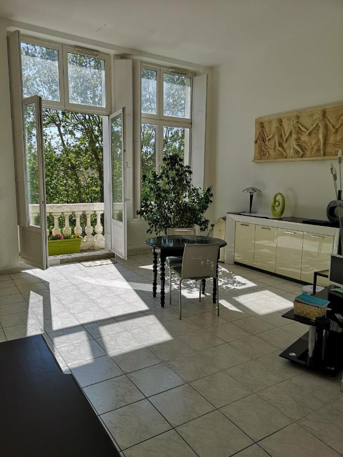 נרבון Appartement De 105M2, Balcon Sur Cours De La Republique מראה חיצוני תמונה