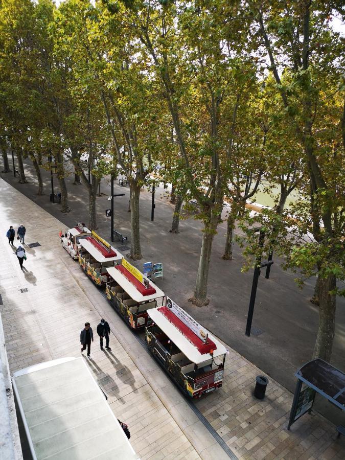 נרבון Appartement De 105M2, Balcon Sur Cours De La Republique מראה חיצוני תמונה