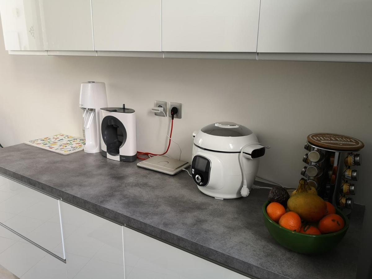 נרבון Appartement De 105M2, Balcon Sur Cours De La Republique מראה חיצוני תמונה